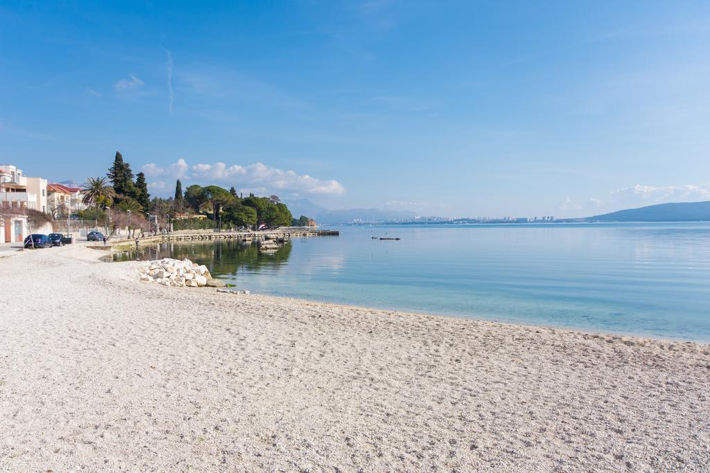 Guest House Mamut Kastela Bagian luar foto