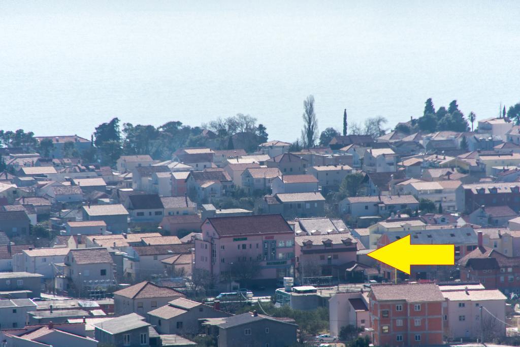 Guest House Mamut Kastela Bagian luar foto