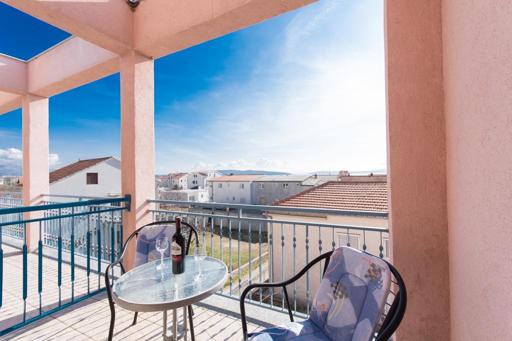 Guest House Mamut Kastela Bagian luar foto
