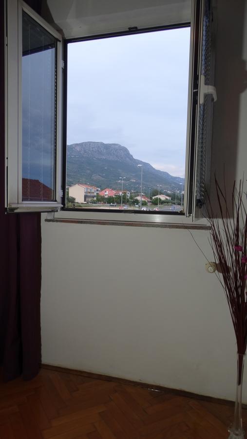 Guest House Mamut Kastela Bagian luar foto