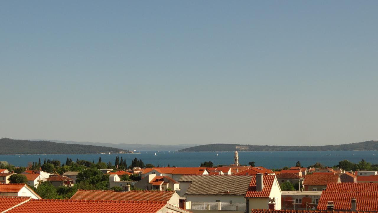 Guest House Mamut Kastela Bagian luar foto